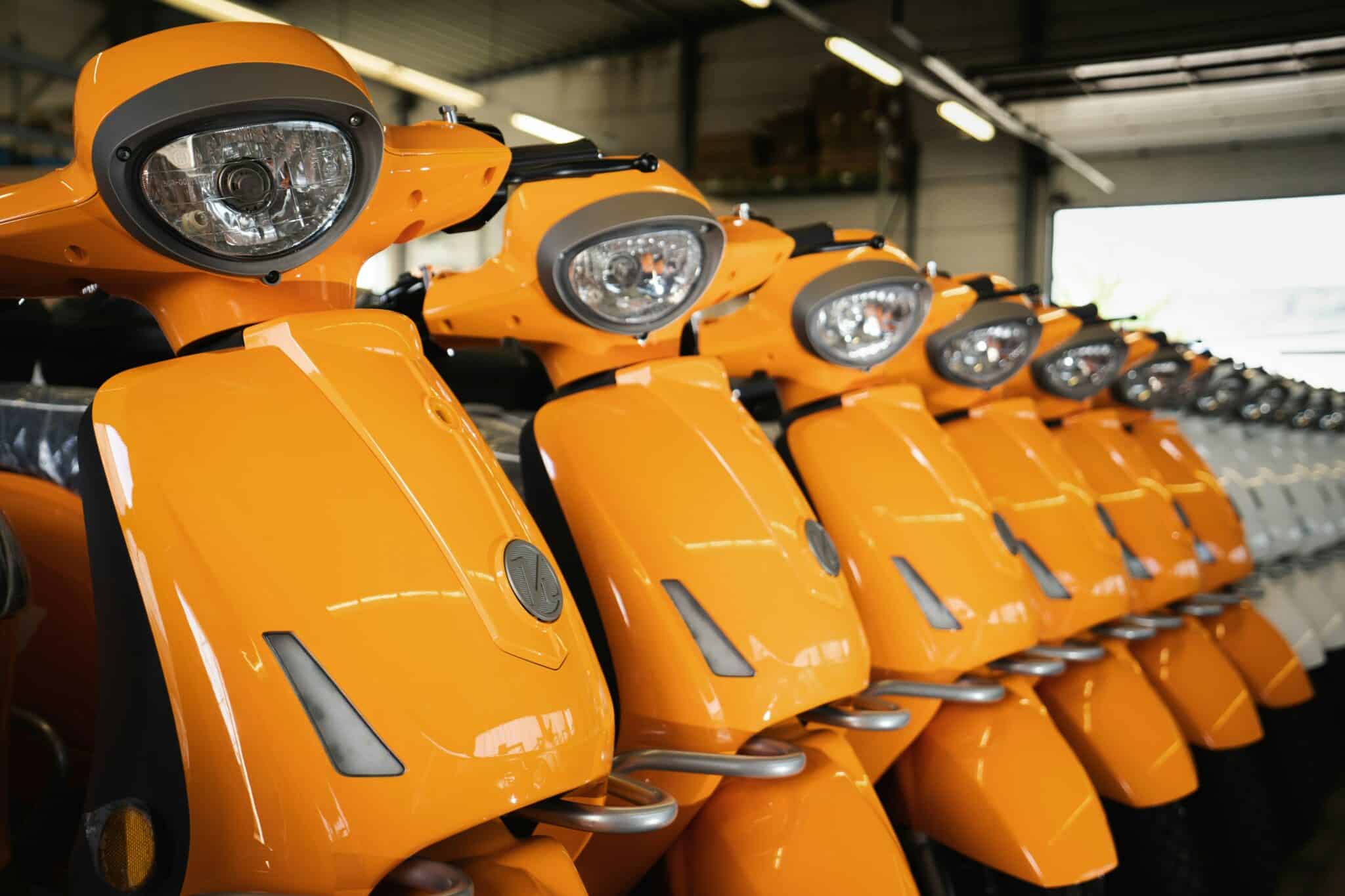 découvrez une large sélection de motos électriques performantes et écologiques pour une conduite moderne et responsable. profitez de l'innovation et de la liberté avec une moto électrique.