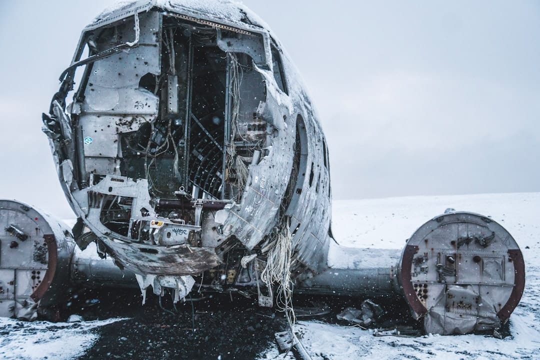 découvrez l'univers fascinant des accidents ferroviaires avec notre article sur les épaves de train. plongez dans des récits historiques, des analyses techniques et des témoignages poignants qui dévoilent les conséquences de ces tragédies. un voyage captivant à travers le temps et les rails.