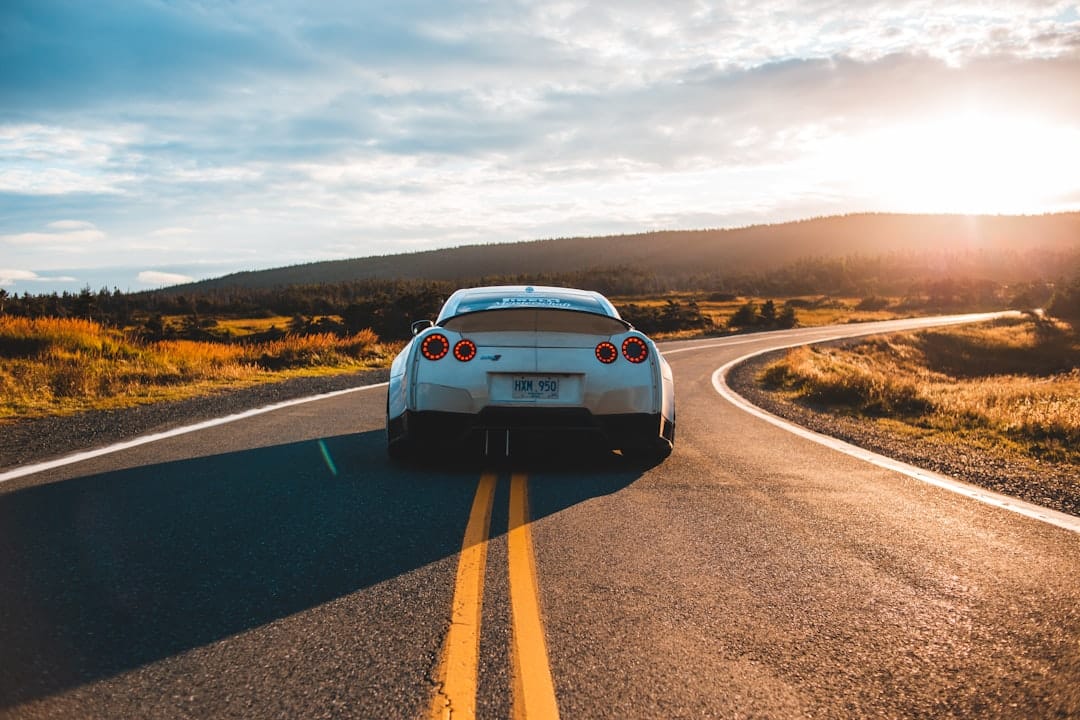 découvrez l'avenir de la mobilité avec les voitures à hydrogène, une alternative écologique et innovante aux véhicules traditionnels. apprenez-en plus sur leur fonctionnement, leurs avantages et leur impact sur l'environnement.