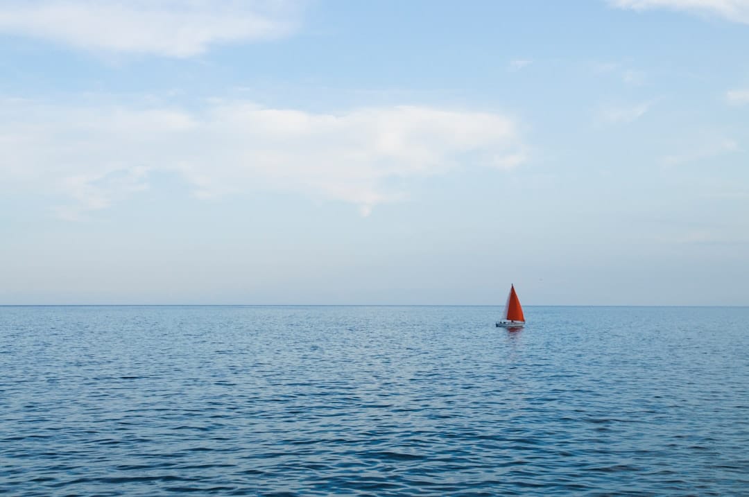 découvrez les avantages des bateaux de pêche : stabilité, maniabilité et accès à des zones de pêche privilégiées. optimisez votre expérience de pêche avec le bon équipement et des caractéristiques adaptées à vos besoins!