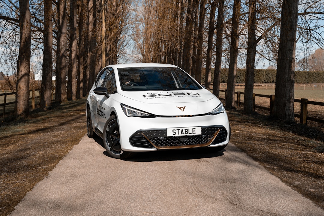 découvrez l'univers de cupra, la marque automobile qui allie performance, design audacieux et technologies innovantes. explorez notre gamme de voitures sportives et électrisantes, conçues pour ceux qui recherchent l'adrénaline et l'élégance sur la route.