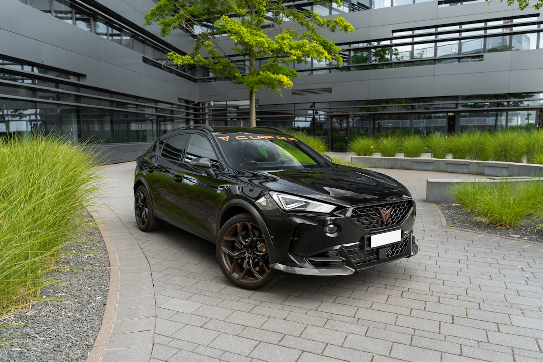 découvrez cupra, la marque automobile qui allie performance et design audacieux. explorez notre gamme de voitures sportives conçues pour les passionnés de conduite, et laissez-vous séduire par l'innovation et le style unique de nos modèles. rejoignez la révolution cupra dès aujourd'hui !