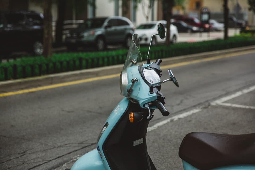 découvrez nos services de réparation de scooters, garantissant un entretien rapide et efficace de votre véhicule. profitez de notre expertise pour prolonger la vie de votre scooter et rouler en toute sécurité.