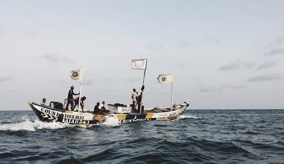 découvrez les nombreux avantages de la navigation à voile, un sport nautique qui combine détente, aventure et connexion avec la nature. explorez les bienfaits physiques et mentaux, l'esprit de camaraderie et l'apprentissage des techniques maritimes qui font de la voile une activité enrichissante pour tous.